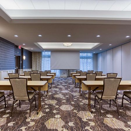 Drury Inn & Suites Cleveland 比奇伍德 外观 照片