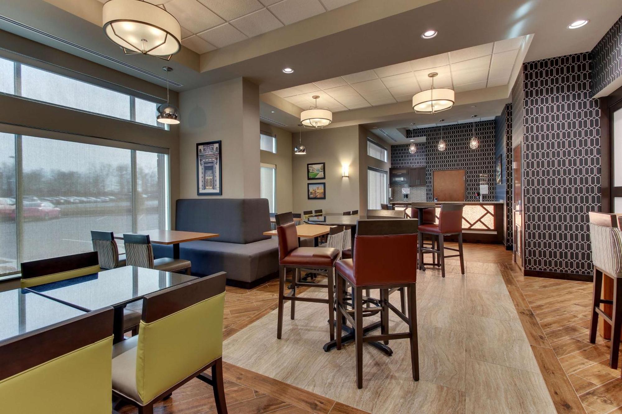 Drury Inn & Suites Cleveland 比奇伍德 外观 照片