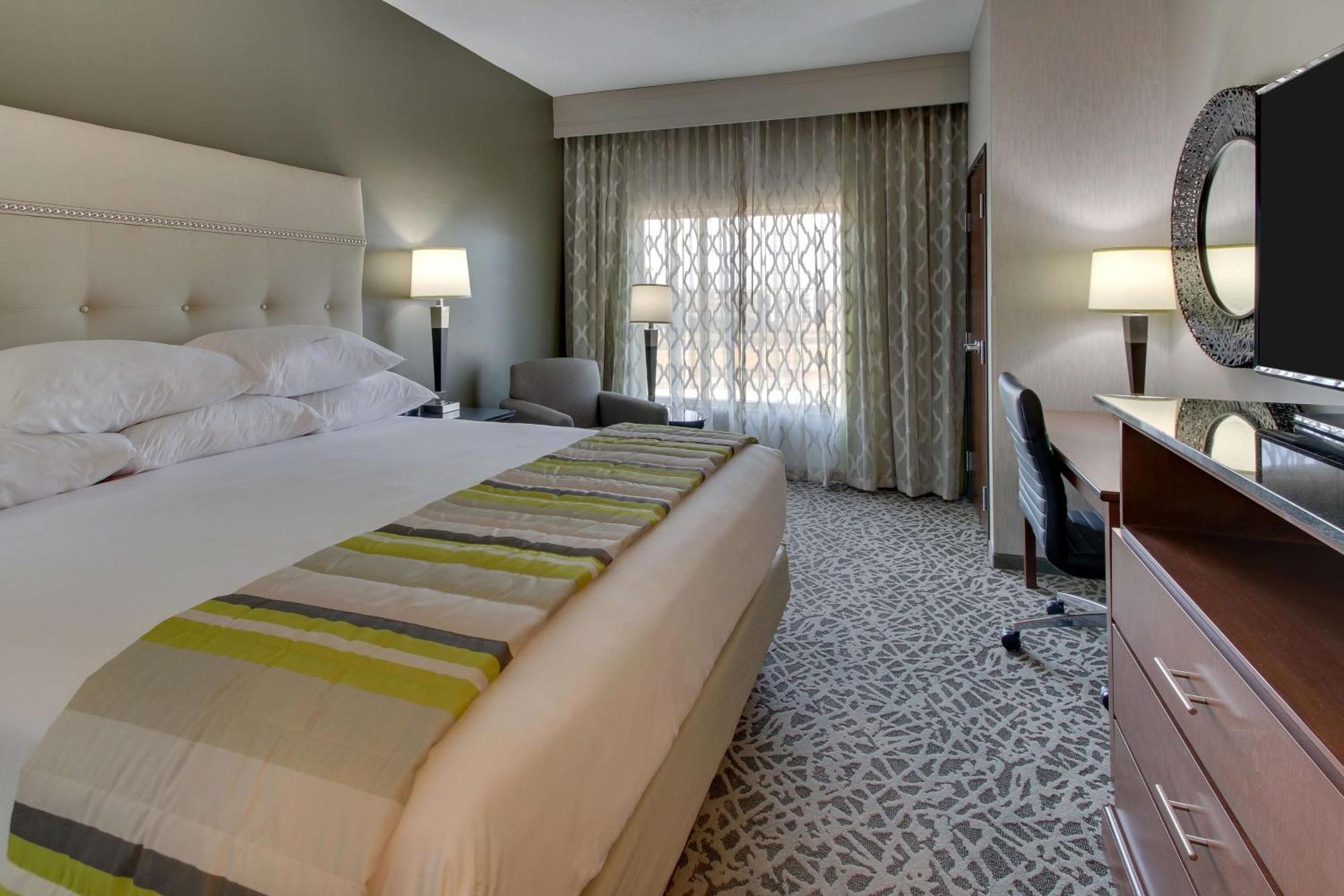 Drury Inn & Suites Cleveland 比奇伍德 外观 照片